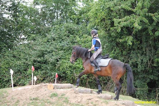 Epreuve trec Ouilly juin 2011 poney et championnat - trec-ouilly2011_2584.jpg
